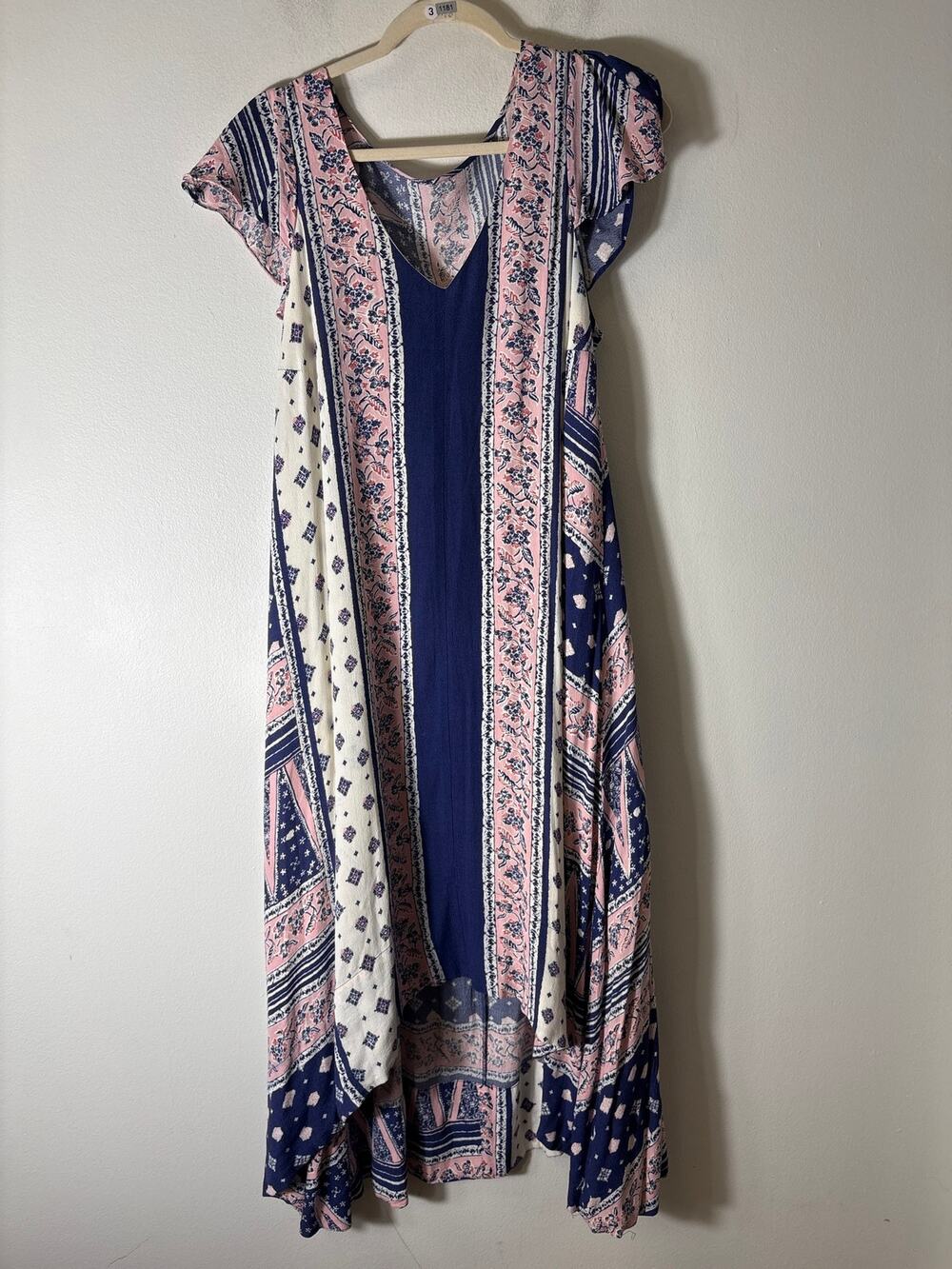 Maeve Navy and Pink Flutter Sleeve Open Back Maxi Dress Sz M